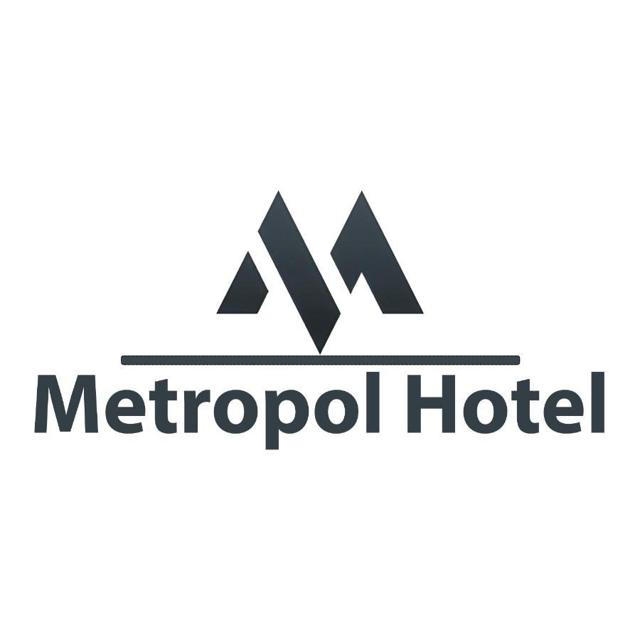 My Metropol Hotel バトゥーミ エクステリア 写真