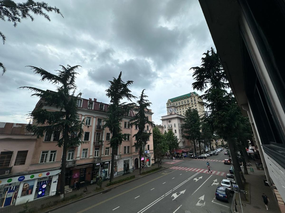 My Metropol Hotel バトゥーミ エクステリア 写真